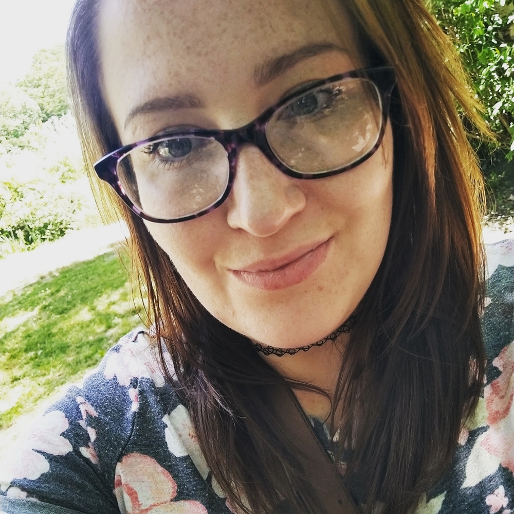 Meet your Posher, Carissa